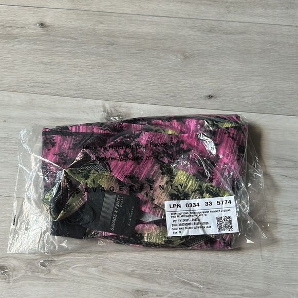 Savage X Fenty Flow High-Waist‎ Trimmed Legging Pink/Black M NWT IN PACKAGING - Picture 5 of 7